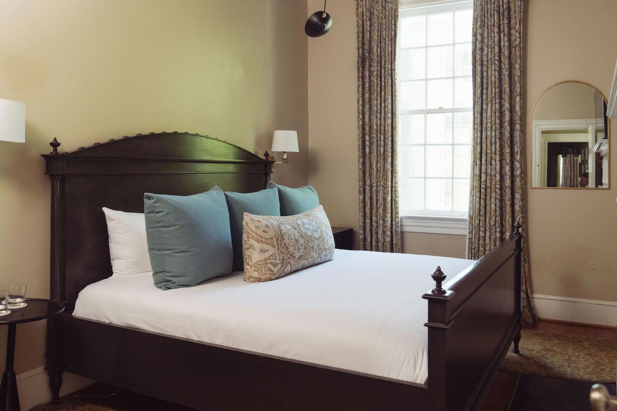 The Clifton Hotel Charlottesville Eksteriør billede